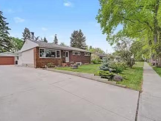 House for sale in Saint Albert, Alberta
