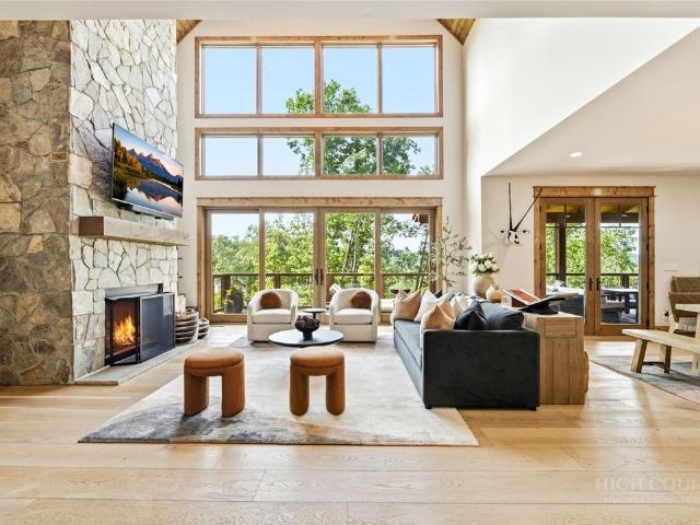 House for sale in Avery, North Carolina