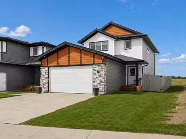 House for sale in Alberta