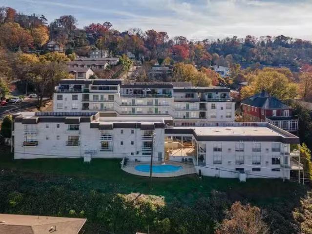 Condo for rent in Birmingham