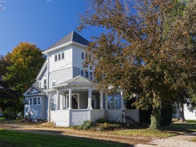 House for sale in Greenwich, Huron County