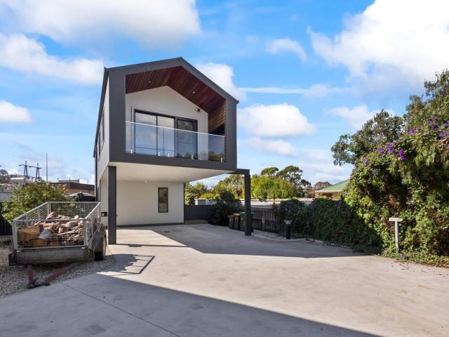 House for rent in Hobart, Tasmania