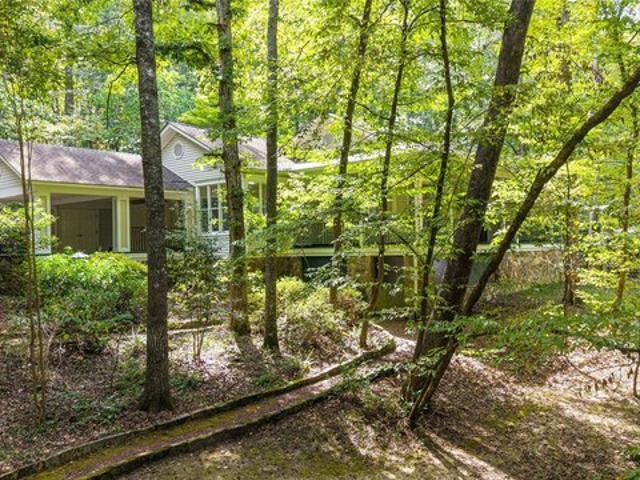 House for sale in Elmore, Alabama