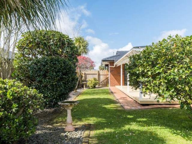 House for sale in Albany, Upper Harbour