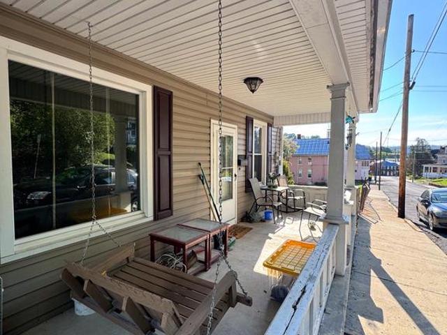 House for sale in Bedford, Pennsylvania