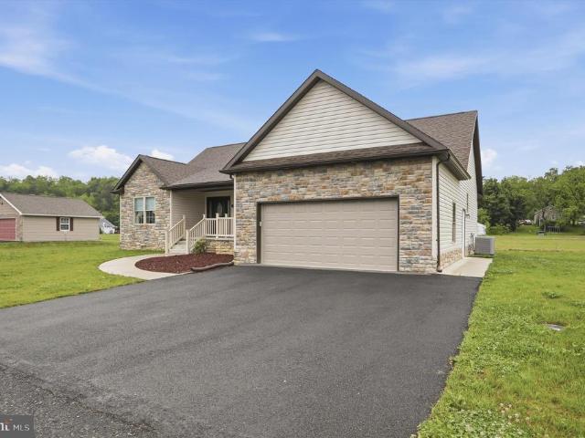 House for sale in Fort Ashby, West Virginia