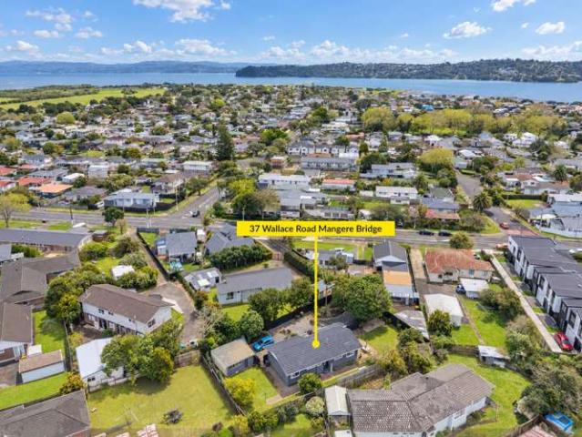 House for sale in Māngere Bridge, Māngere-Ōtāhuhu