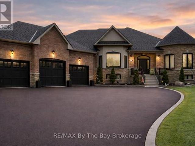 House for sale in Wasaga Beach, Ontario