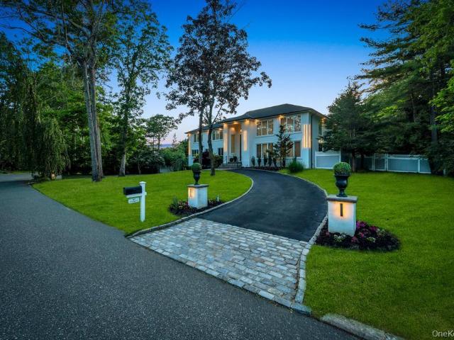 House for sale in Huntington, New York