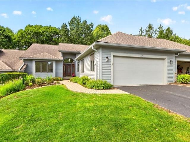 Townhouse for sale in Village of Fairport, Monroe County