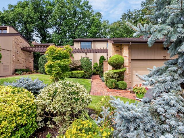 Condo for sale in Nassau, New York