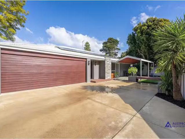 House for rent in Calista, Western Australia