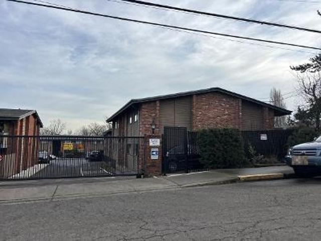 Condo for sale in Tukwila, Washington
