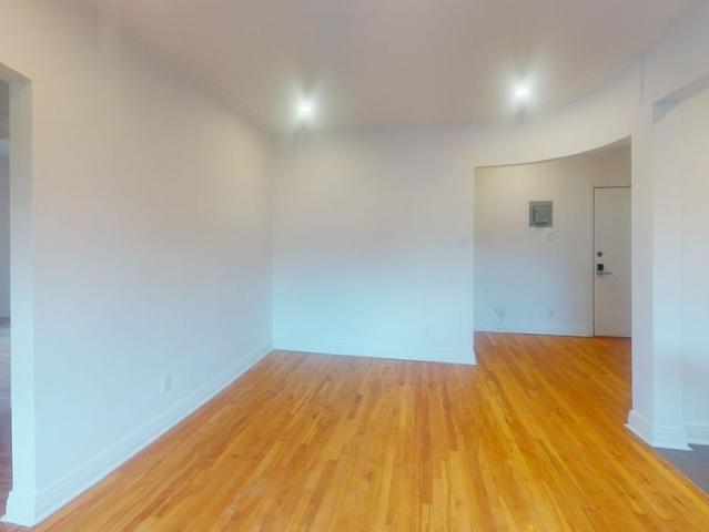Apartment for rent in St. Leonard's, Quebec