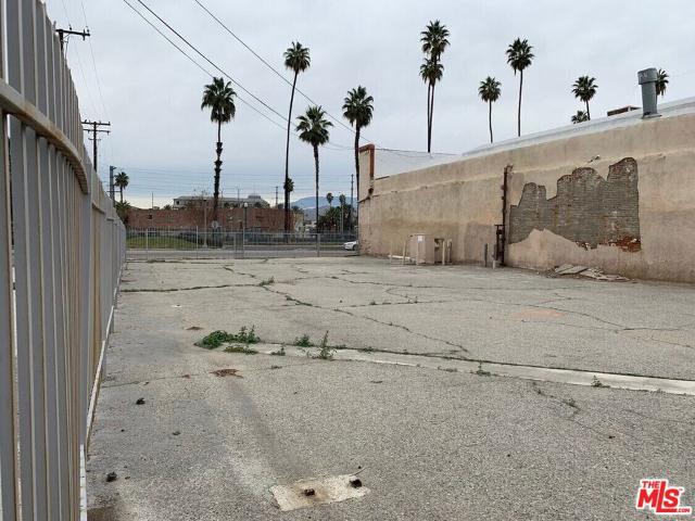 Land for sale in Riverside, California