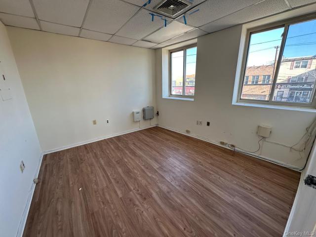 Property for rent in The Bronx, Arverne
