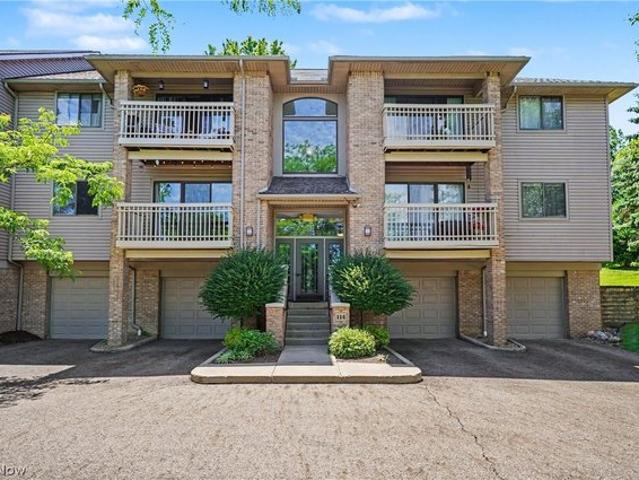 Condo for sale in Summit, Ohio