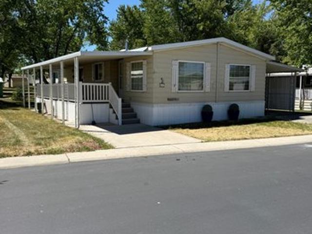 House for sale in Roy, Utah