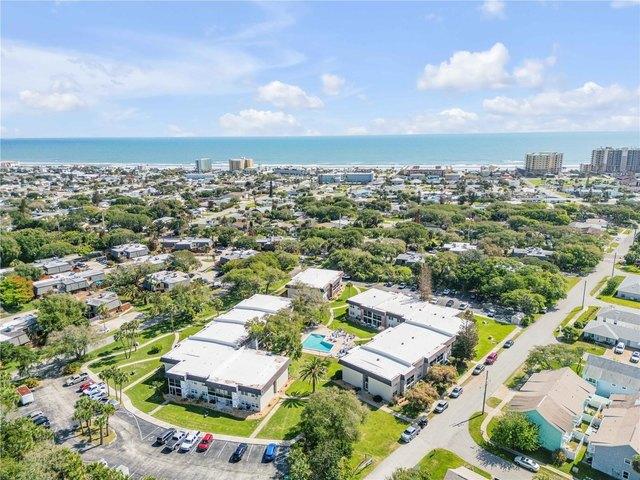 Condo for sale in New Smyrna Beach, Florida