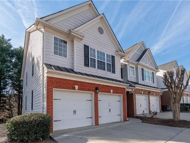 Townhouse for sale in Duluth, Georgia