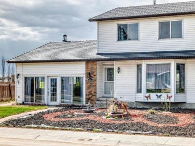 House for sale in Rolly View, Alberta