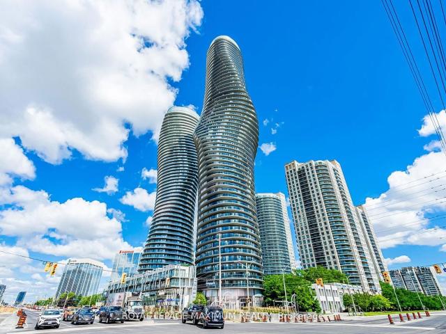 Condo for sale in City Centre, Mississauga