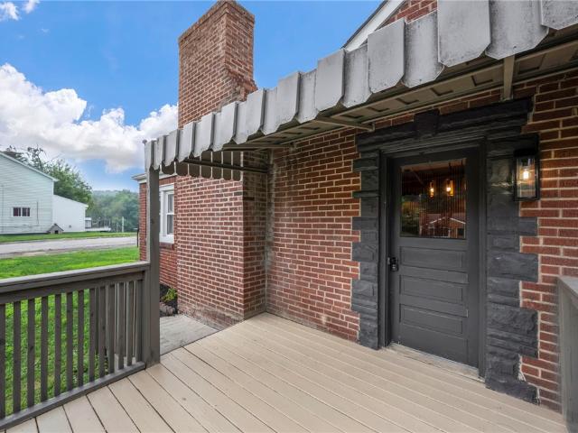 House for sale in South Park, Pennsylvania