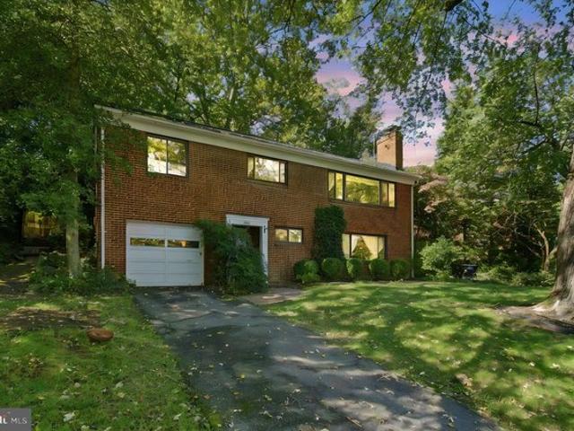 House for sale in Columbia Pines, Annandale