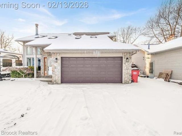 House for sale in Harrison Township, Michigan