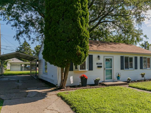 House for sale in Moline, Illinois