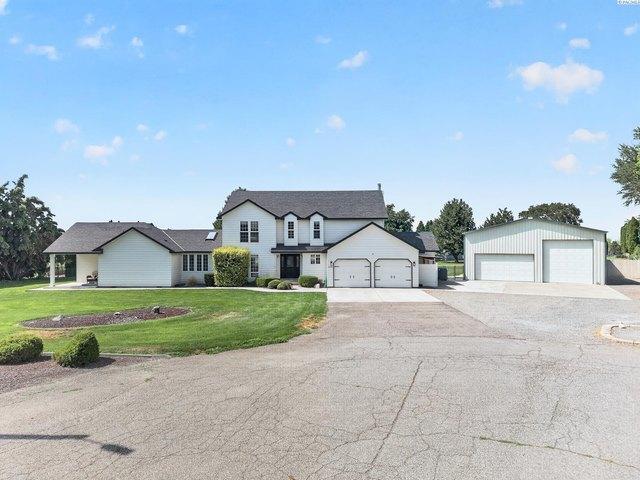 House for sale in West Richland, Washington