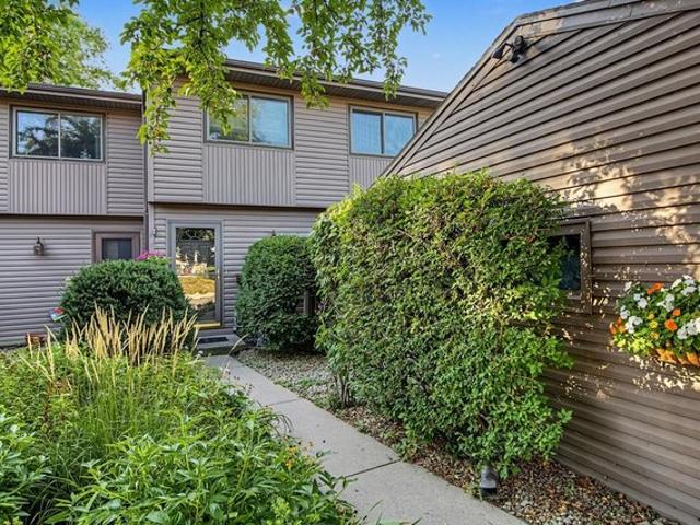 Townhouse for sale in Hennepin, Minnesota