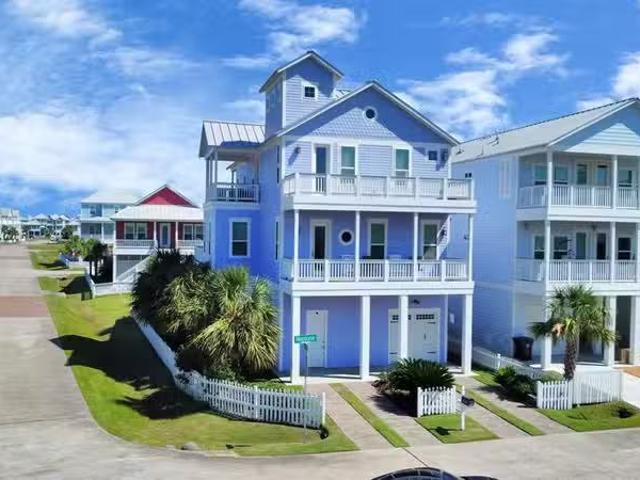 House for sale in Galveston