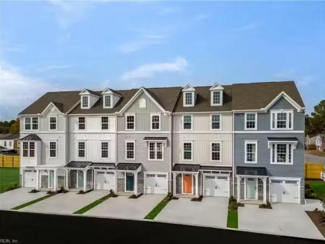 House for sale in Chesapeake
