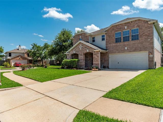 House for sale in Friendswood