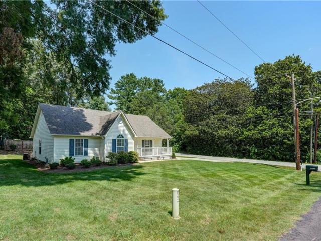House for sale in Pfafftown, North Carolina