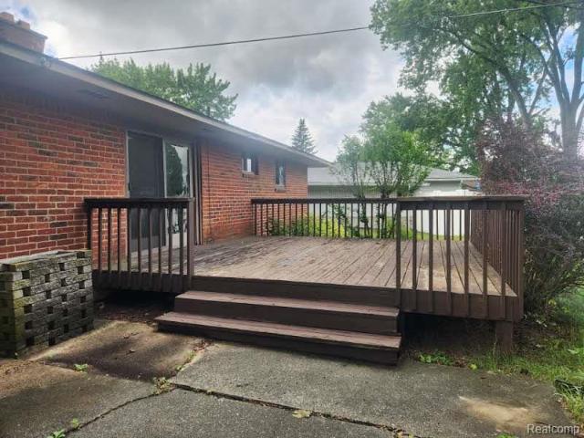 House for sale in Waterford, Michigan