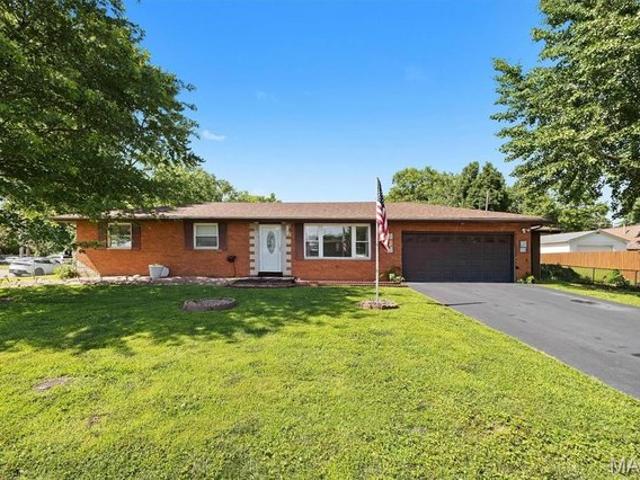House for sale in East Saint Louis, Illinois