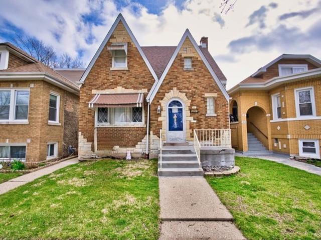 House for sale in Berwyn, Illinois