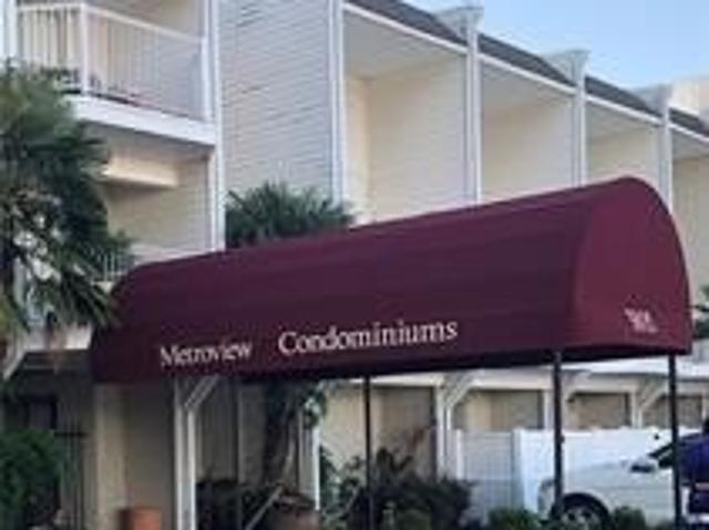 Condo for sale in Metairie, Louisiana