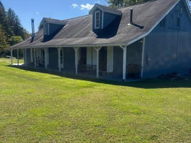 House for sale in Minerva, Stark County