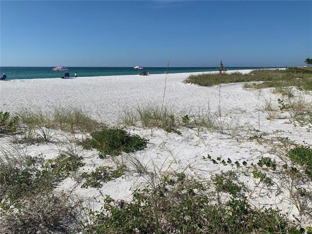 Condo for sale in Longboat Key, Florida