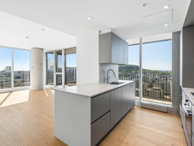Condo for sale in Ville-Marie, Montréal