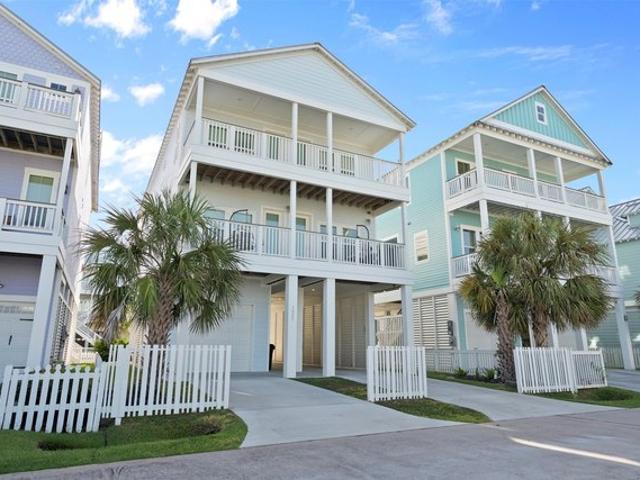 House for sale in Galveston, Texas
