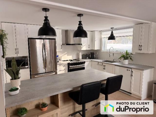 Apartment for rent in Saint-Hubert, Longueuil