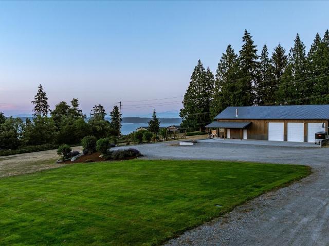 House for sale in Oak Harbor, Washington