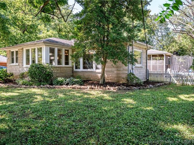 House for sale in Jeffersonville, Indiana