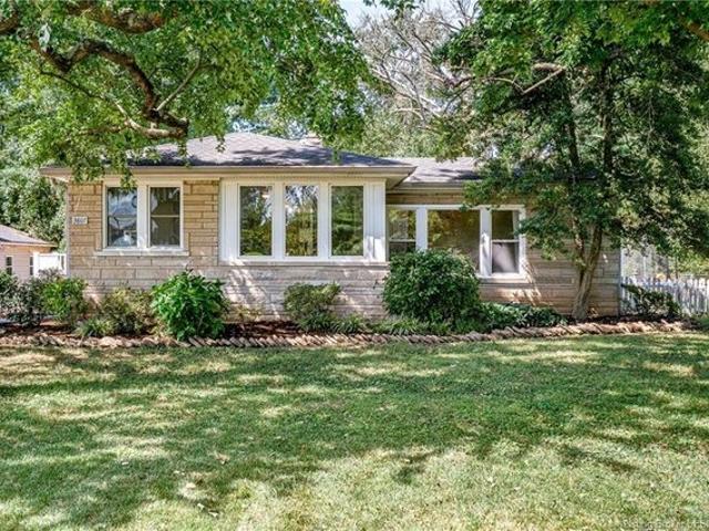 House for sale in Jeffersonville, Indiana