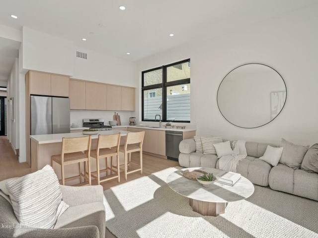 Condo for sale in Culver City