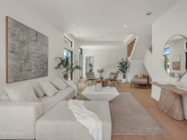 Condo for sale in Culver City